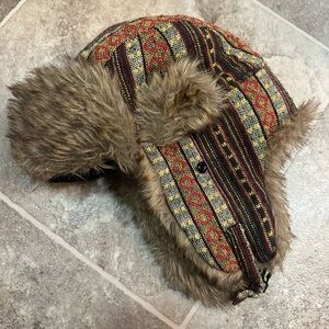 Patterned Winter Trapper Hat with Faux Fur